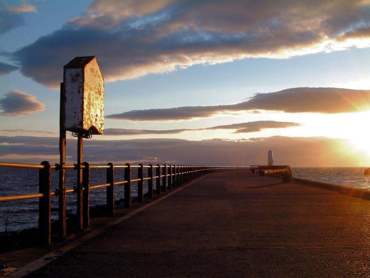 Sea Breeze - Donnini Apartments Ayr Exteriér fotografie